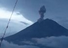 Gunung Semeru Erupsi Muntahkan Abu Vulkanik 1,5 Km