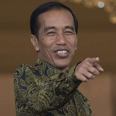 Cerita Jokowi Tentang Bujukan Ruhut Sitompul